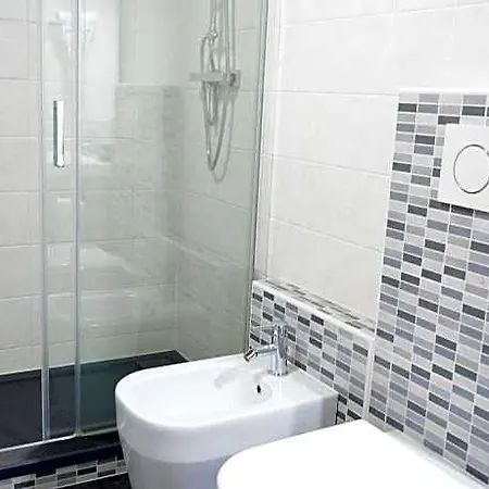 לינה וארוחת בוקר Casa Taty