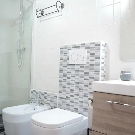 לינה וארוחת בוקר Casa Taty