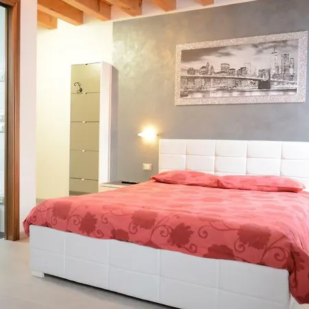 לינה וארוחת בוקר Casa Taty דולו